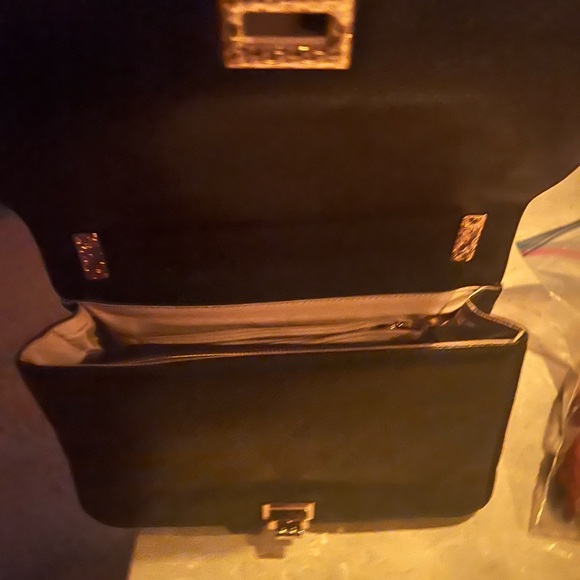 Beautiful Valentino Mario bag - Picture 7 of 11